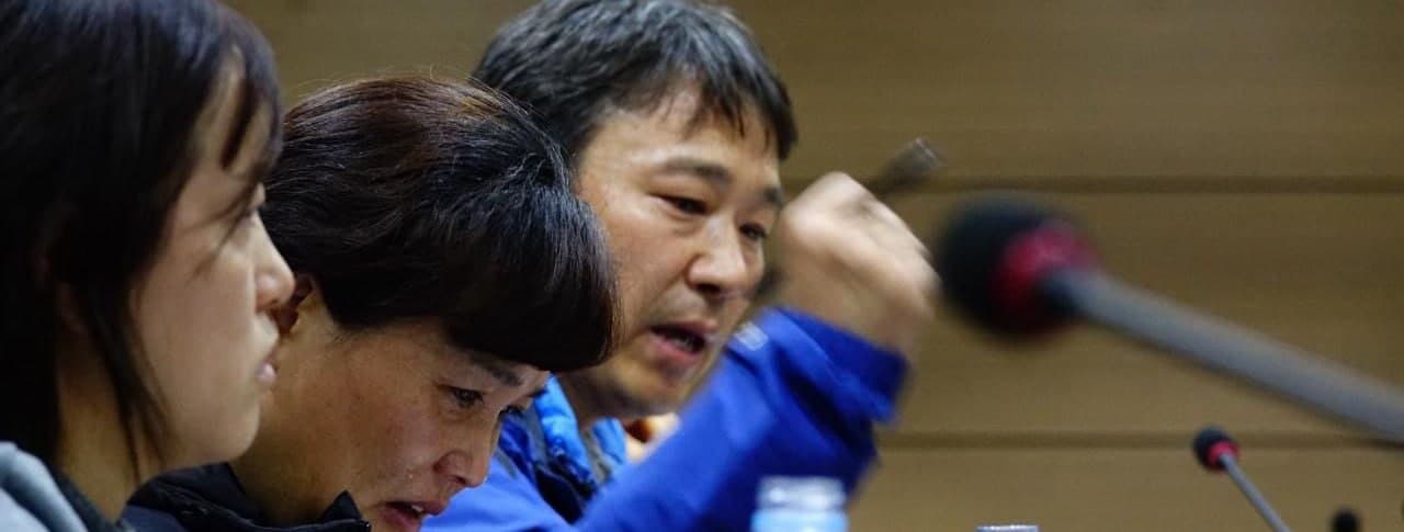 현장에서의 안재범 동지